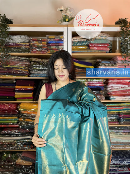 Peacock Green Kanchipuram Soft Silk Saree with Trendy Patterns