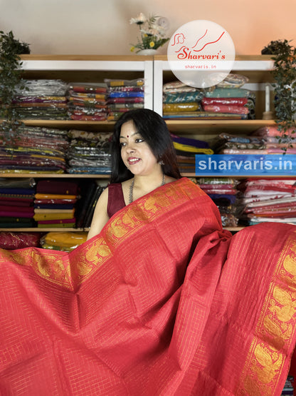 Red Madurai Sungudi Cotton Saree with Zari Checks