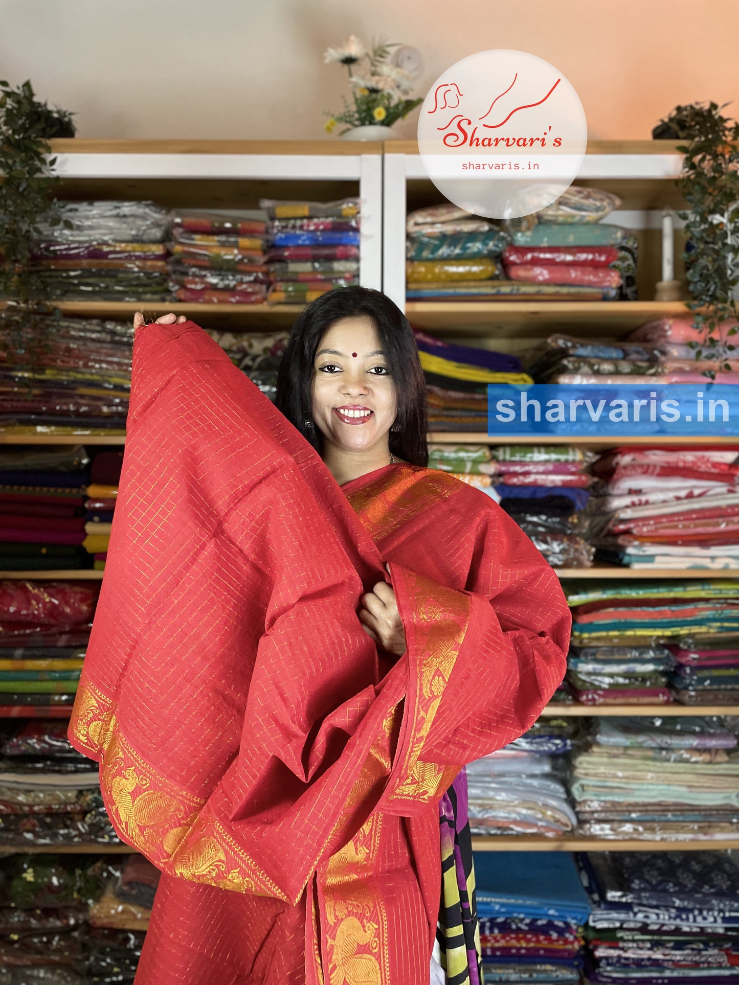 Red Madurai Sungudi Cotton Saree with Zari Checks