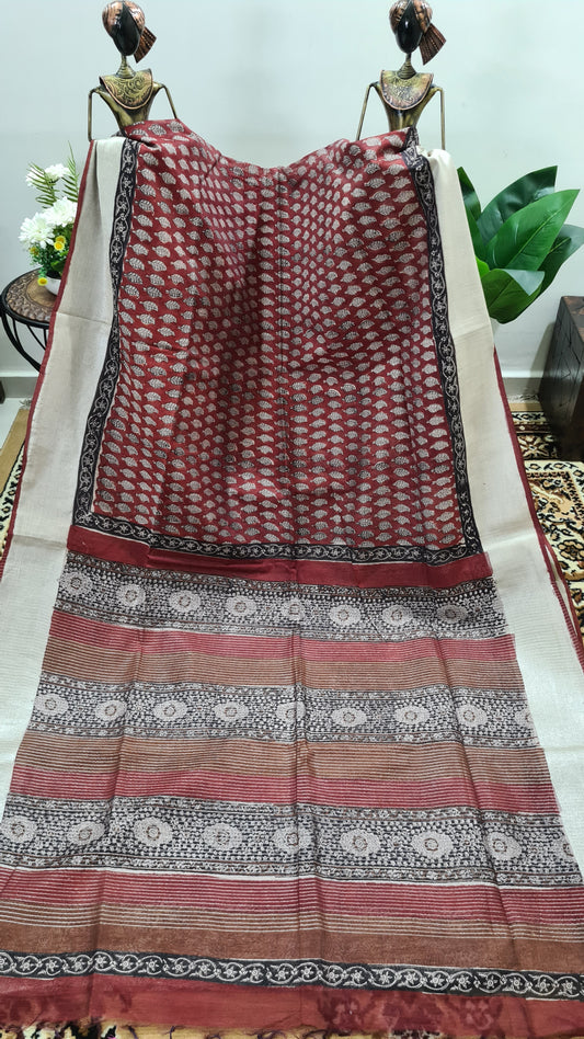 Maroon Blended Cotton Saree with Block Printed Patterns