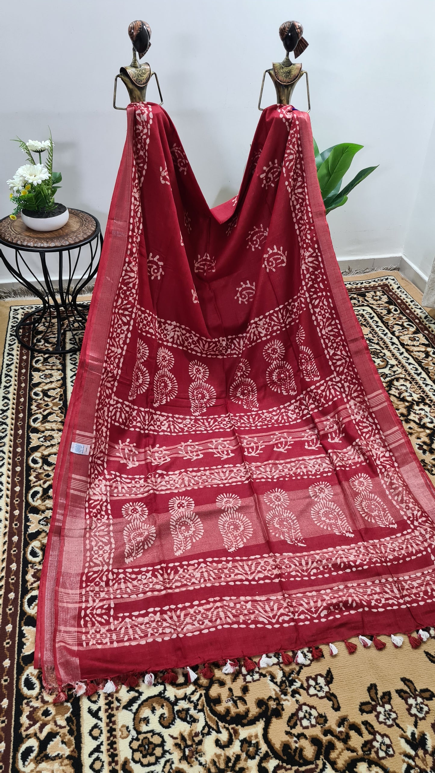 Red and White Linen Saree