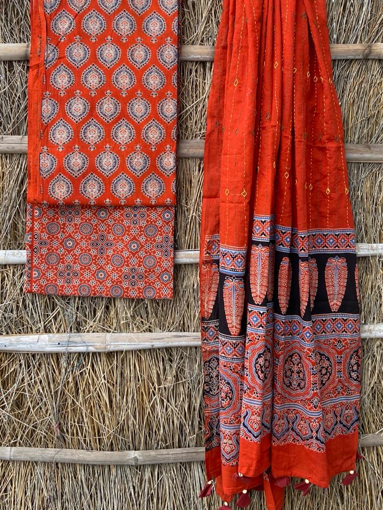 Naturally Dyed Red Ajrakh Print Fabric – Kutch Craft Collective