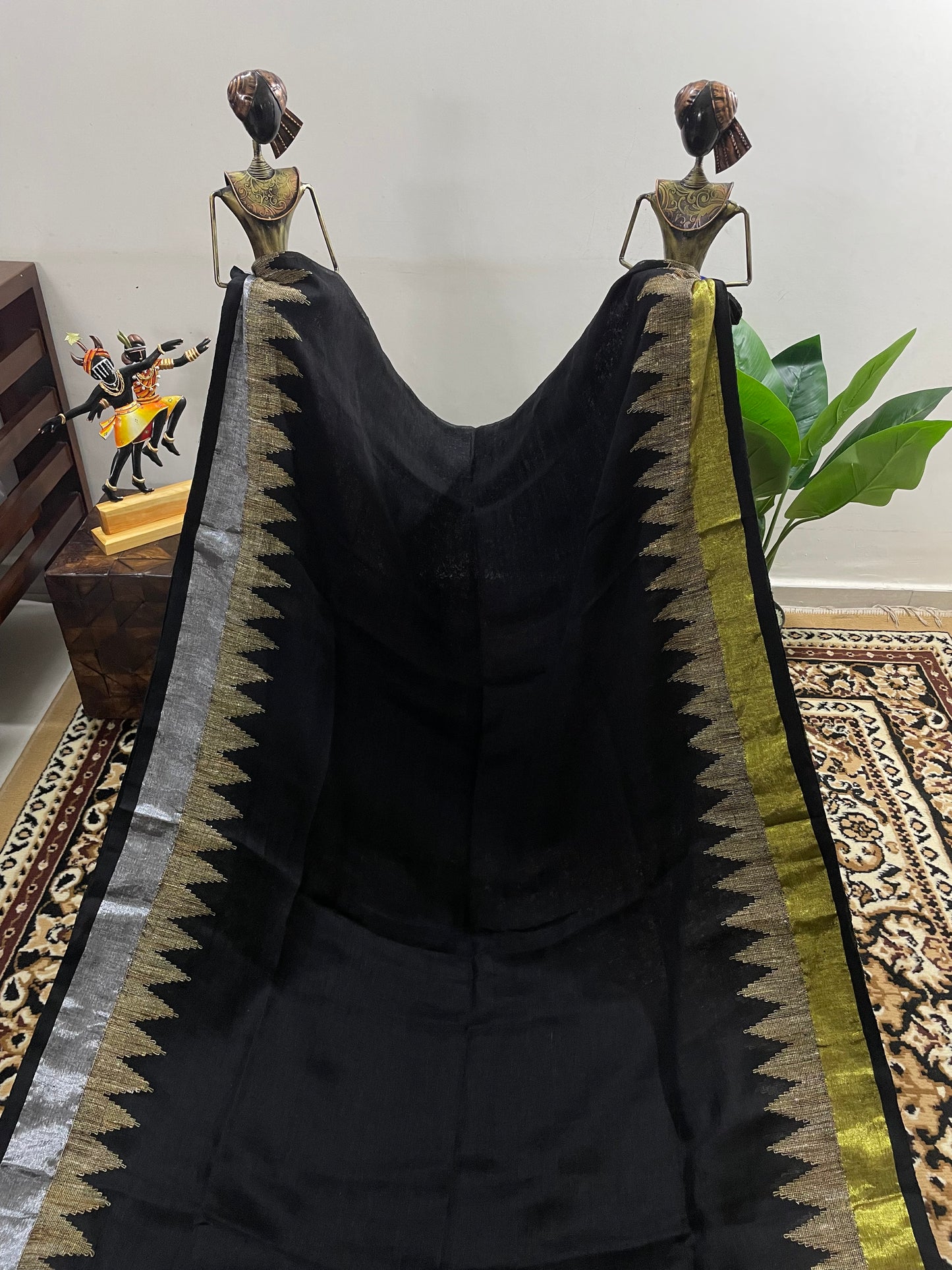 Black Jamdani Linen with Ghicha Temple borders