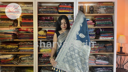 Brunswick Green Moonga Silk Saree with Zari Woven Patterns