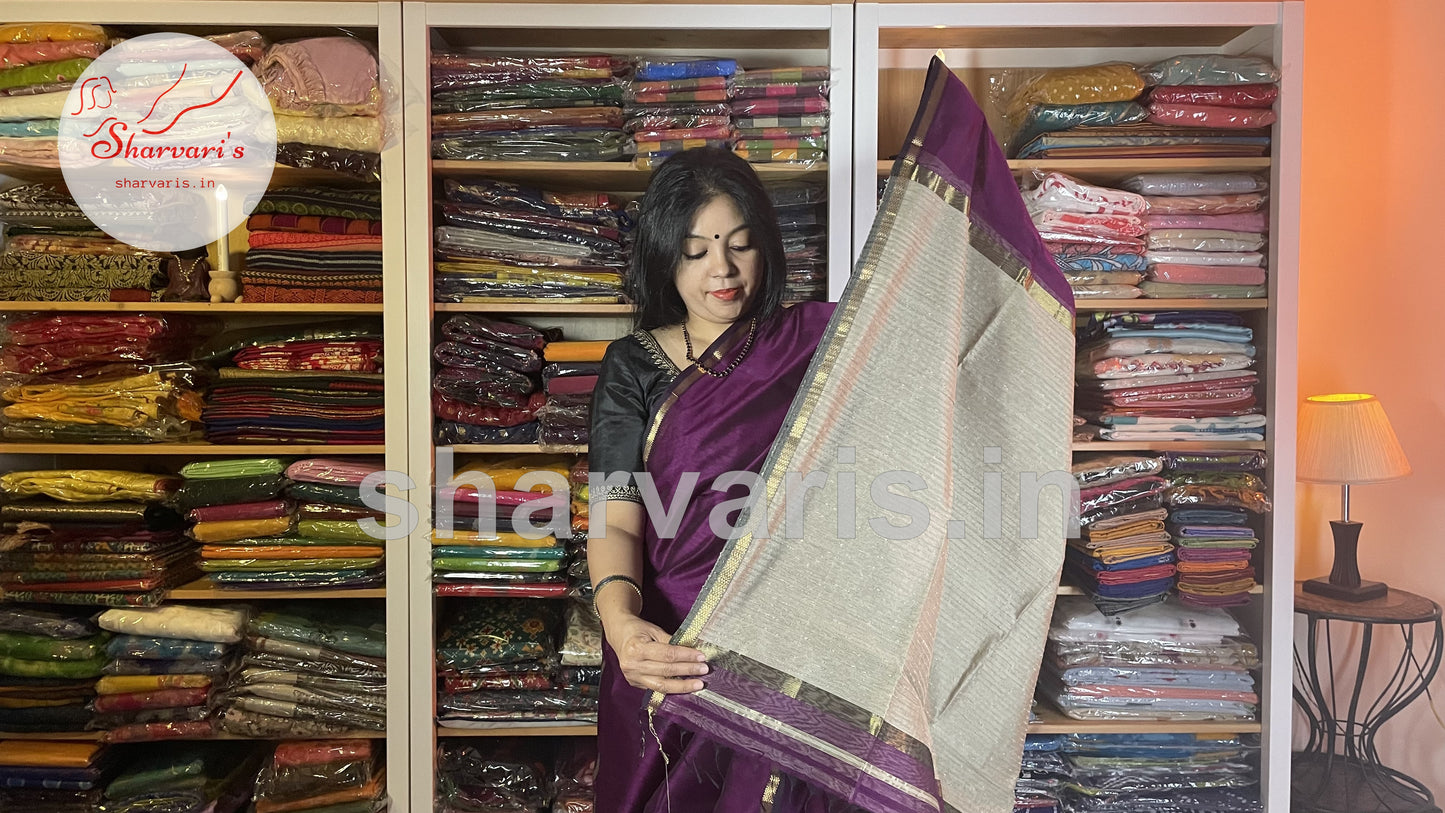 Globe Amaranth Maheshwari Silk Cotton Saree with Ghicha Pallu