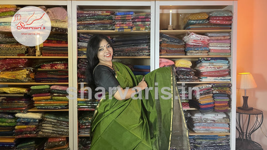 Parrot Green Maheshwari Silk Cotton Saree with Ghicha Pallu