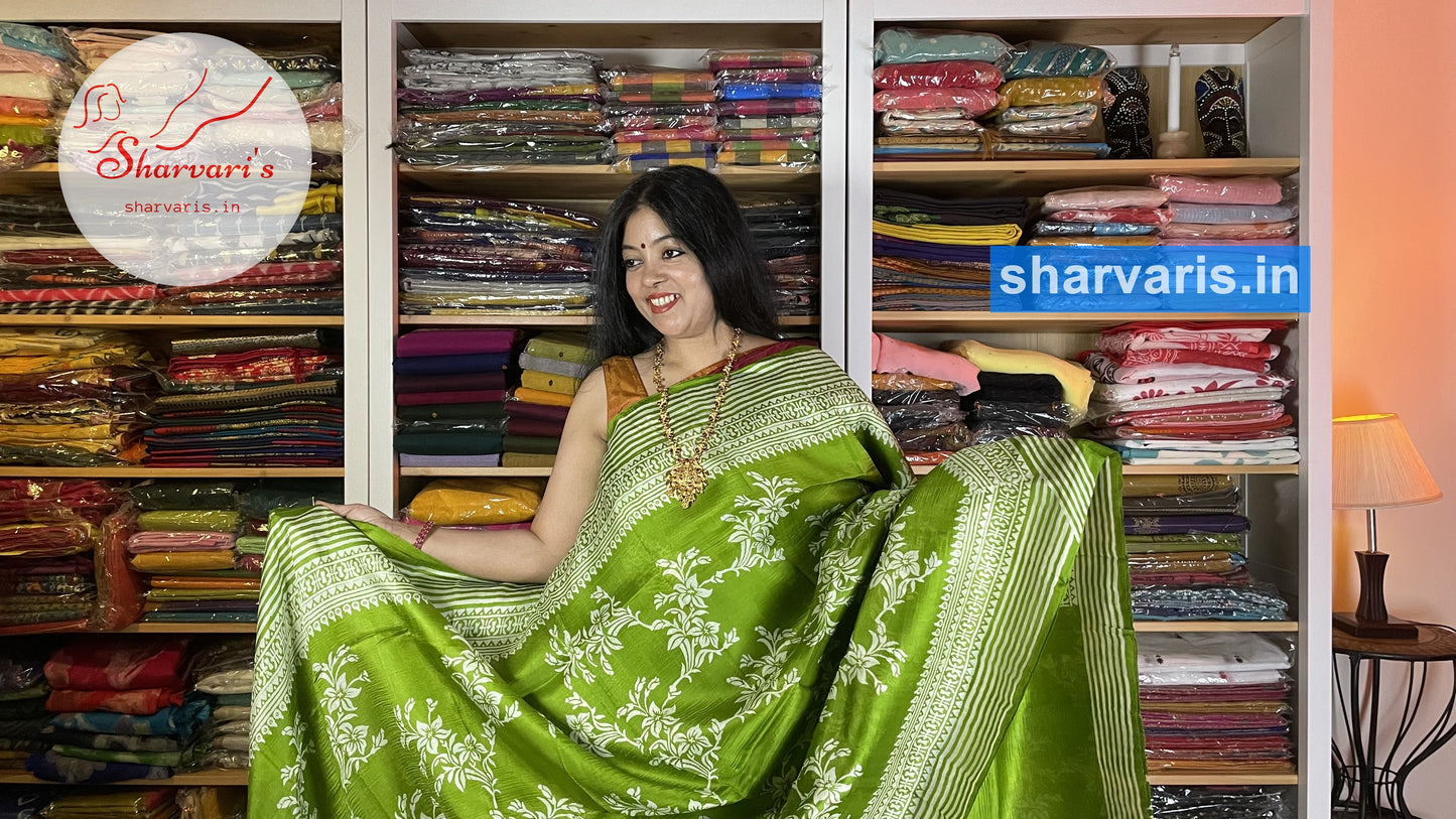 Parrot Green Pure Murshidabad Silk Saree with Floral Prints