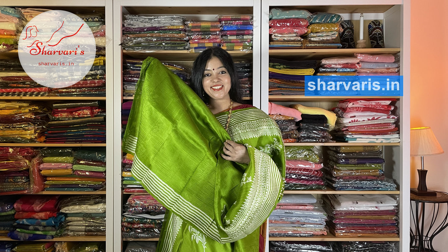 Parrot Green Pure Murshidabad Silk Saree with Floral Prints