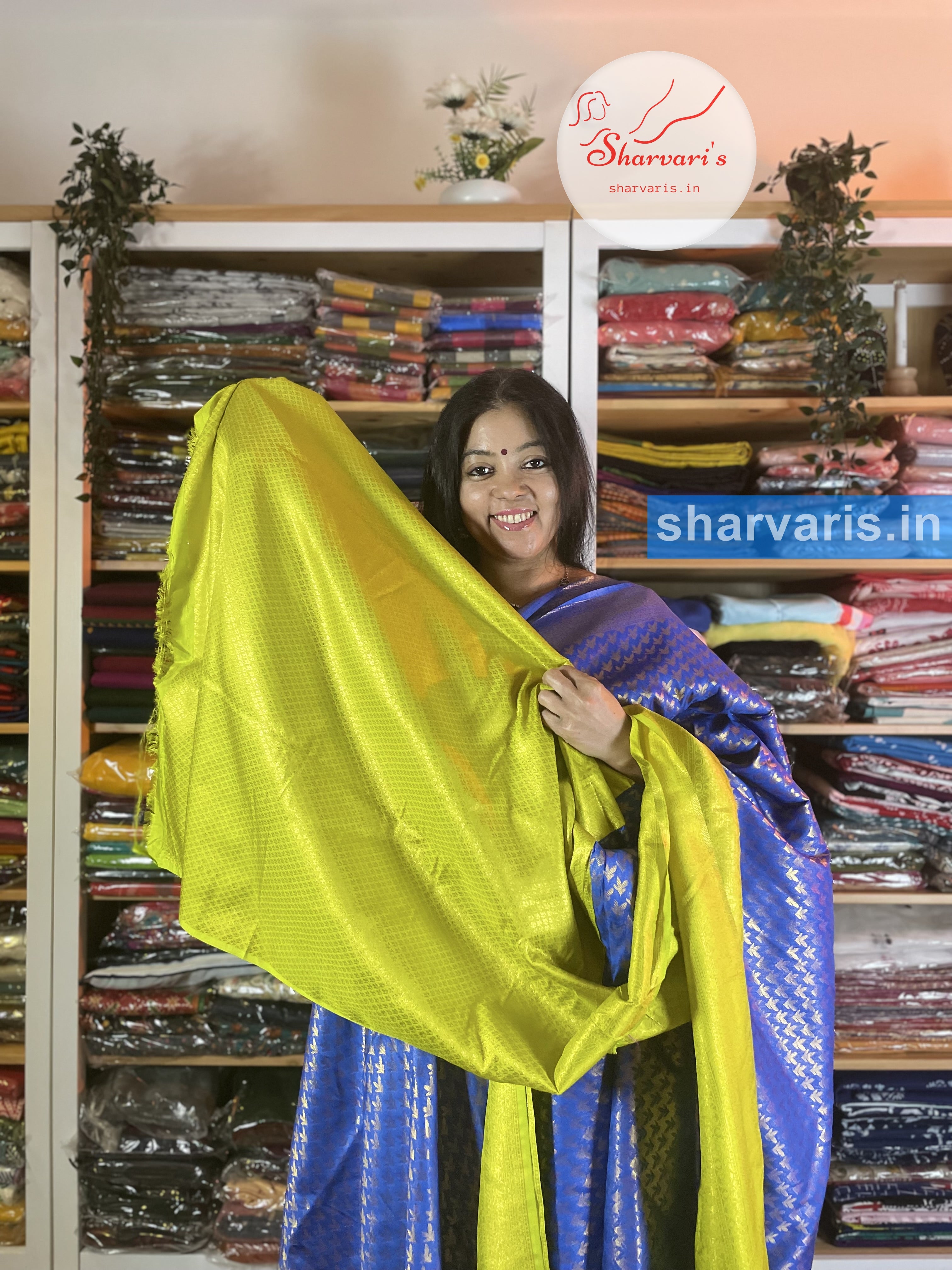 Buy Amazing Navy Blue Soft Silk Traditional Kubera Pattu Saree