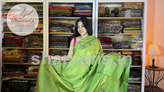 Green with Yellow Tinge Dual Tone Banana Silk Saree