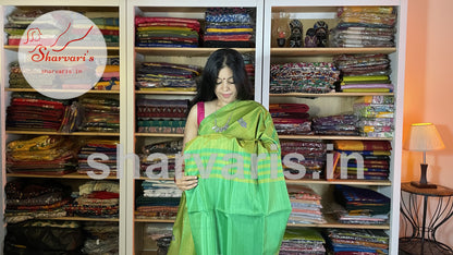 Green with Yellow Tinge Dual Tone Banana Silk Saree